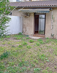 Toulouse 31400 studio de 25m2 avec jardin privatif 36m2 et une place de parking