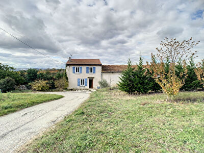 ST MARCEL LES VALENCE - Corps de ferme 128 m2 avec dependances