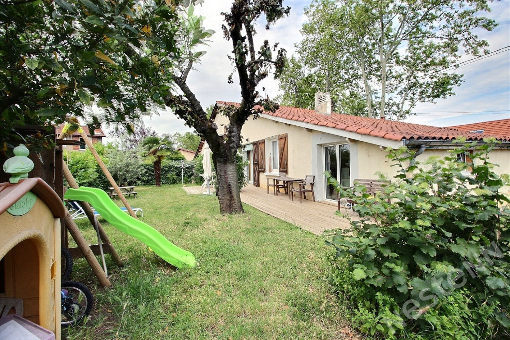 photos n°1 MAISON INDIVIDUELLE ST FONS - 5 pièce(s) - 91,66 m2