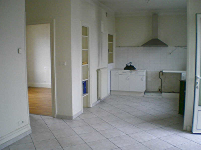 MAISON VILLEURBANNE - 3 pieces - 65 m2