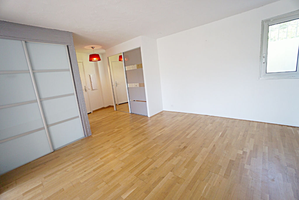 photos n°1 Appartement Saint Raphael 1 pièce