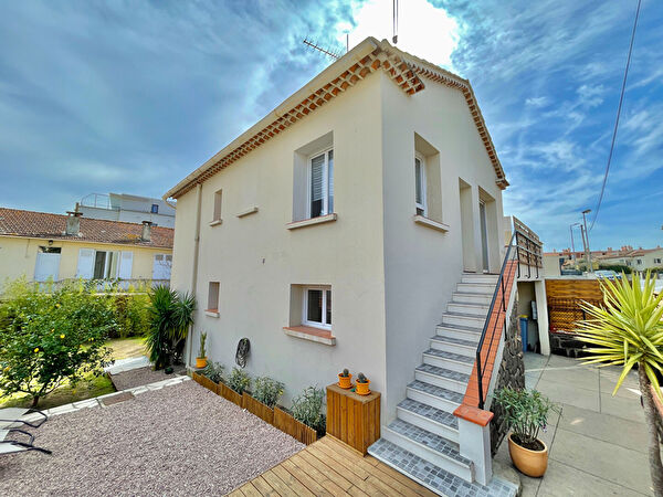 Maison Independante Saint Raphael 6 pieces 110 m2 *Centre ville*