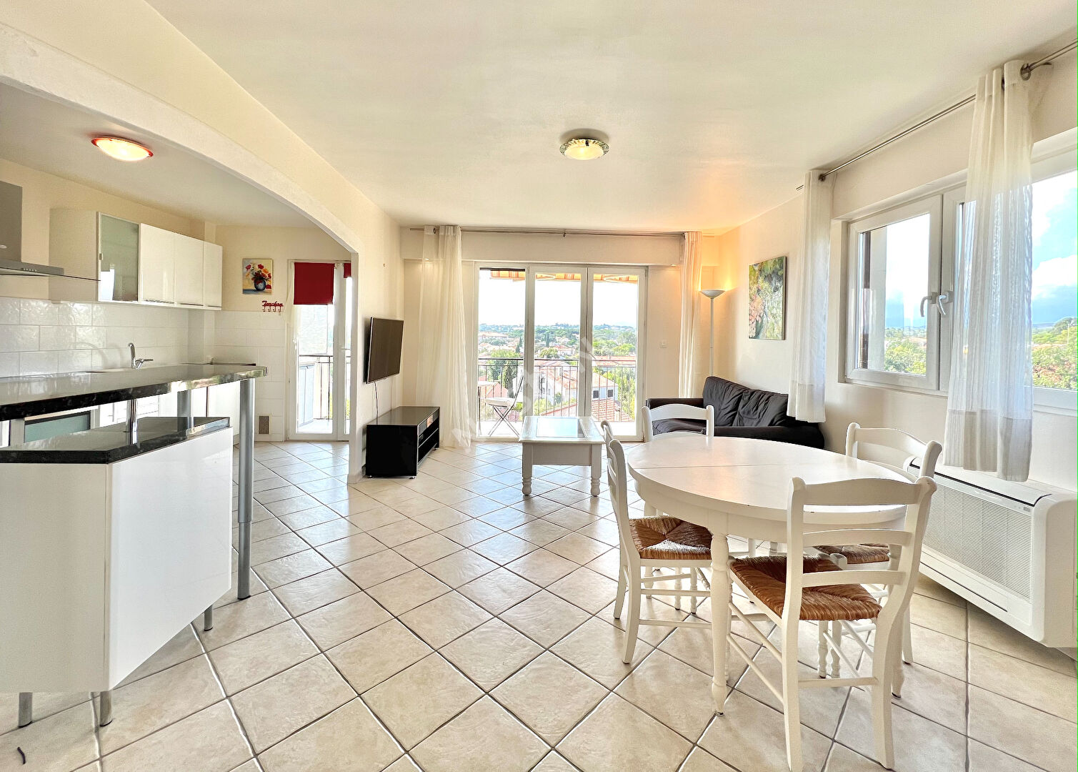 Appartement Saint Raphael Proche Centre Ville 3 pieces 69m2 vue degagee