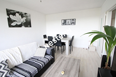 T3 67m2 avec blacon dernier etage !