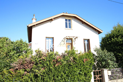 Maison 5 pieces 136m2 avec 619m2 terrain
