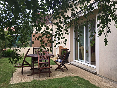 MAISON 4 PIECES PROCHE CHARTRES.