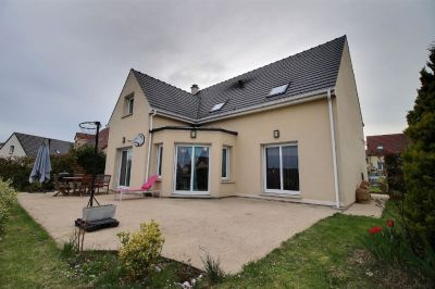 AGGLOMERATION CHARTRES - BELLE MAISON 7 PIECES