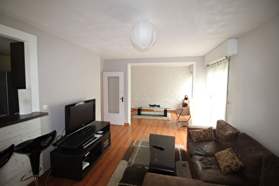 CHARTRES - GRAND APPARTEMENT T5