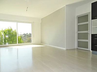 CHARTRES APPARTEMENT T3 avec garage et cave