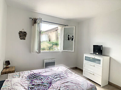 Cucuron - Maison neuve T4 de plain - pied sur terrain de plus de 750 m2