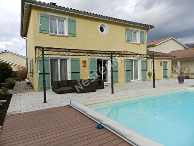 Superbe maison avec piscine - Craponne