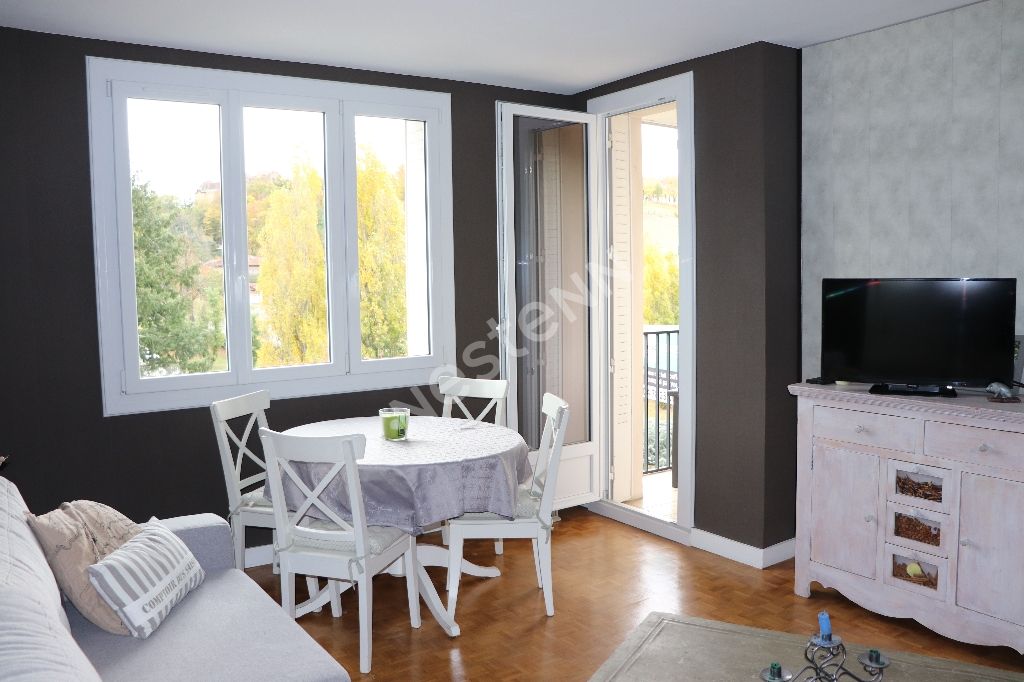 photos n°1 Appartement Francheville T3 - proche commodités