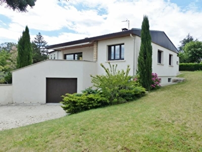 Craponne - 6 pieces - 200 m2