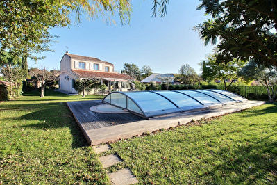 Maison La Crau 6 pieces 150 m2 - LA CRAU Secteur calme, residentiel et recherche