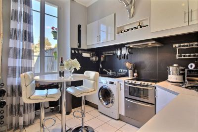 Appartement Hyeres 2 pieces - Centre ville - cave - parking