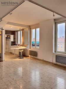 Coeur Croix-Rousse Dernier etage avec ascenseur T2 47.4m2