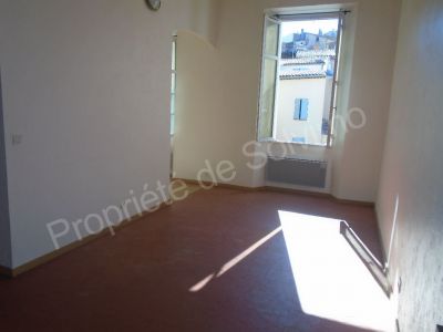 APPARTEMENT F1 33m2 CENTRE VILLE