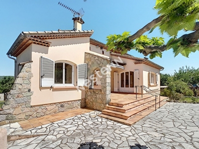 Villa Carces 7 pieces 140 m2