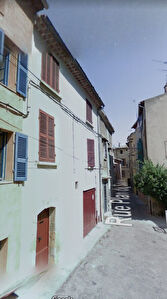 Maison de village sur 3 niveaux avec garage et cave - Brignoles