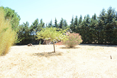 TERRAIN CONSTRUCTIBLE LE VAL