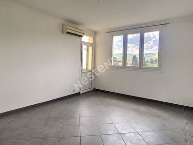 Appartement Brignoles 3 pieces 51.69 m2