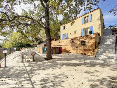 Maison Besse Sur Issole 4 pieces 127 m2