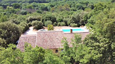 Maison Gareoult 4 pieces 100 m2 terrain 1700 M2 PISCINE GARAGE