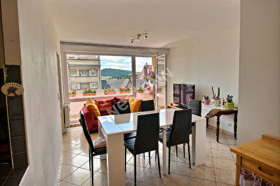 Appartement Metz 3 pieces -chambre-bureaux-balcon- garage