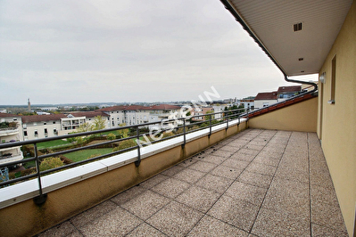 Appartement Metz Queuleu - 3 chambres - 2 stationnements - 2 terrasses - Vue degagee