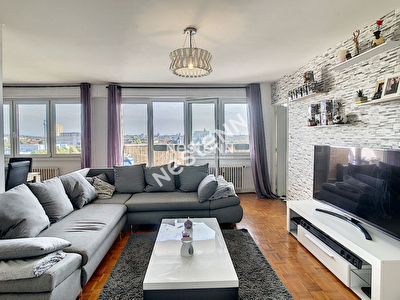 Metz Devant-Les-Ponts - Appartement F4 - 2 chambres - Balcon - Garage ferme - Grande piece de vie