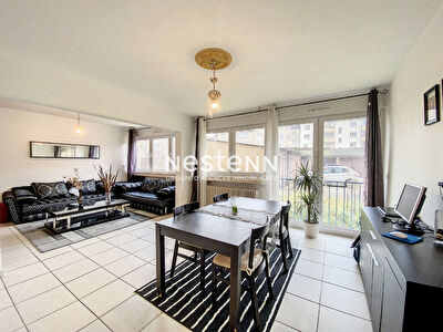 Appartement Rez-de-chaussee - Metz Sablon - proche gare - 4 pieces 90 M2