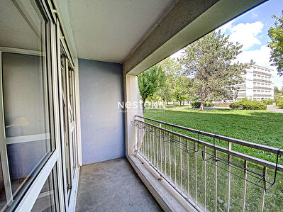 Metz Boulevard de Guyenne - F3 - 2 chambres - balcon - Rez-de-chaussee - Parking collectif