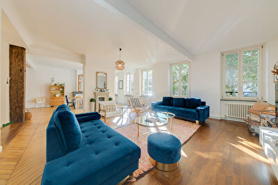 Appartement Metz - 3 chambres - 2 salles de bains - cour interieure privative - 3 stationnements