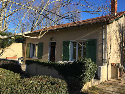 Maison Montfavet 5 pieces 105m2 avec jardin