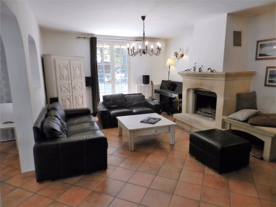 Villa Chateauneuf De Gadagne 162 m2 avec piscine