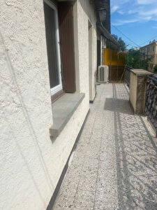 APPARTEMENT T4 AVEC TERRASSE - GARAGE - AVIGNON