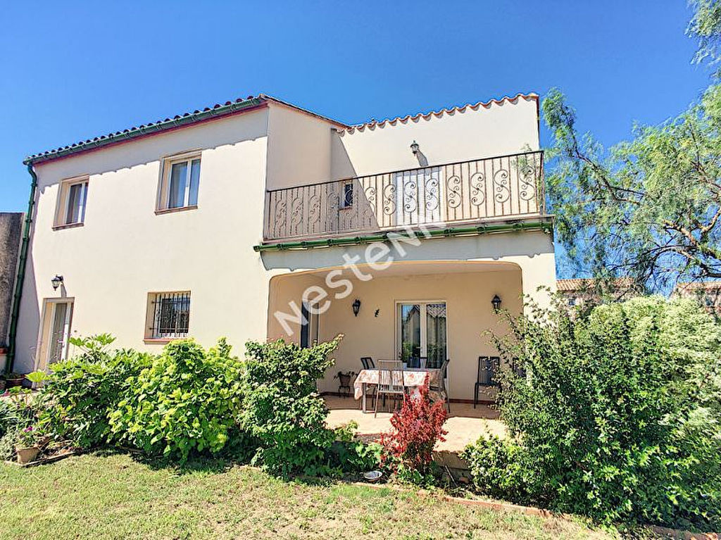 Palau Del Vidre Villa recente F6 145m2