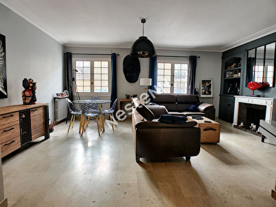 MAGNIFIQUE APPARTEMENT EN REZ DE JARDIN DE 106m2, AVEC GRAND EXTERIEUR, LE TOUT DANS UN ETAT REMARQUABLE !