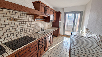 PERPIGNAN Appartement 5 pieces de 92.87 m2 avec cave et garage