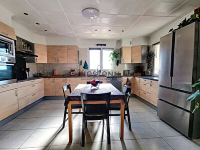 A VENDRE Villelongue Dels Monts Appartement de 90 m2 4 pieces RDC avec jardin.