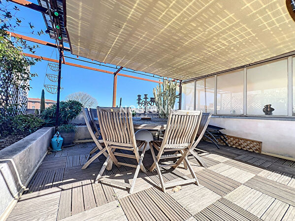Maison Perpignan 6 pieces 206.20 m2 avec terrasse et studio independant