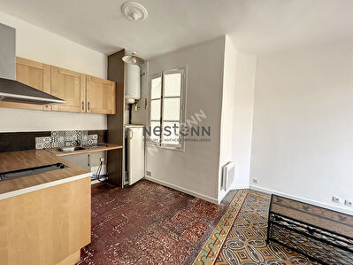 Appartement 2 pieces 39.12 m2, balcons et cave.