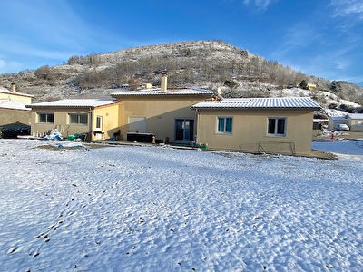 CHALABRE VILLA T5 DE 2013 SUR 1511 M2 DE TERRAIN PLEIN SUD
