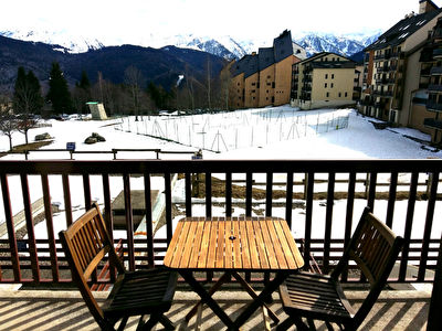 AX 3 DOMAINES / BONASCRE : APPARTEMENT DE TYPE STUDIO CABINE AVEC TERRASSE ET VUE SUR LA MONTAGNE