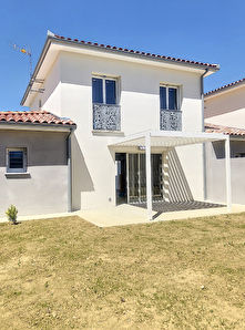 MAISON NEUVE LA TOUR DU CRIEU