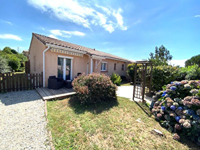 SAINT JEAN DU FALGA : MAISON RECENTE DE TYPE 4 SUR UNE PARCELLE DE 727 M2