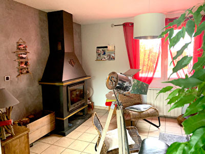 LAROQUE D'OLMES, MAISON A LOUER TYPE 5 AVEC GARAGE ET JARDIN