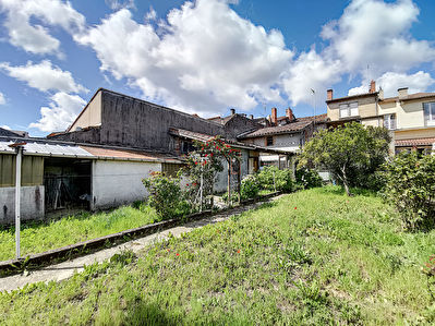 SAVERDUN : MAISON DE VILLAGE A VENDRE 4 CHAMBRES AVEC JARDIN