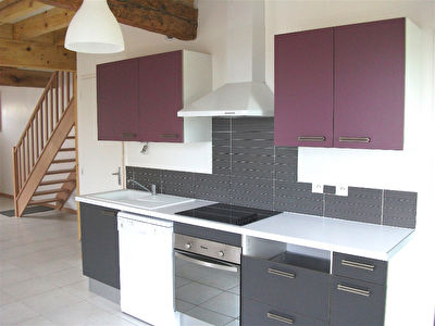 A LOUER MAISON TYPE 5 AVEC COUR