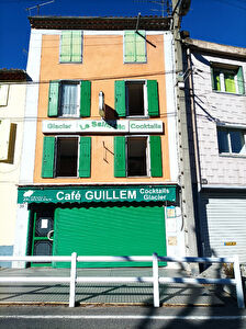 A VENDRE IMMEUBLE AVEC POSSIBILITE LOCAL COMMERCIAL